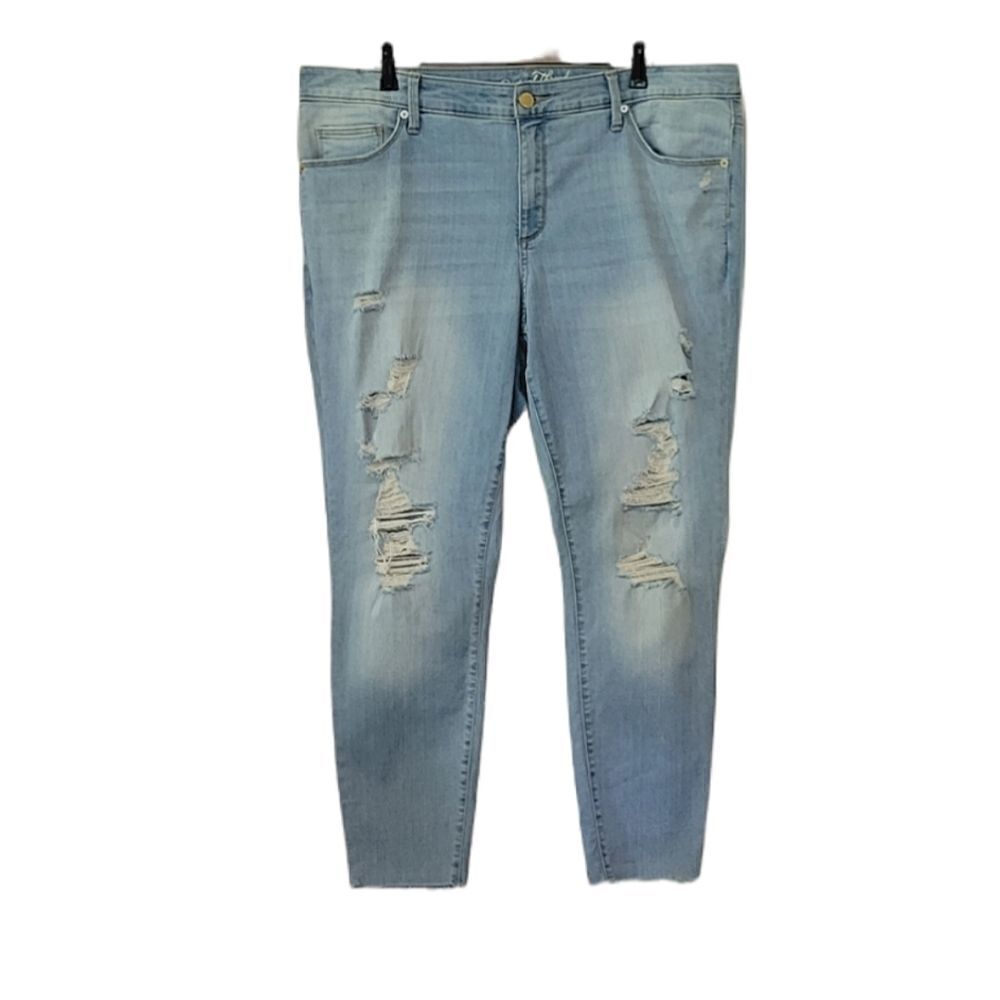 Universal Thread Mid Rise Skinny Destressed  Raw Hem Denim Blue Jeans Size 18W
